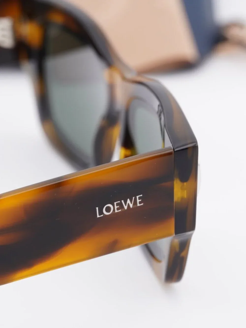 Loewe LW40168I 52N Square Sunglasses – Havana\Green